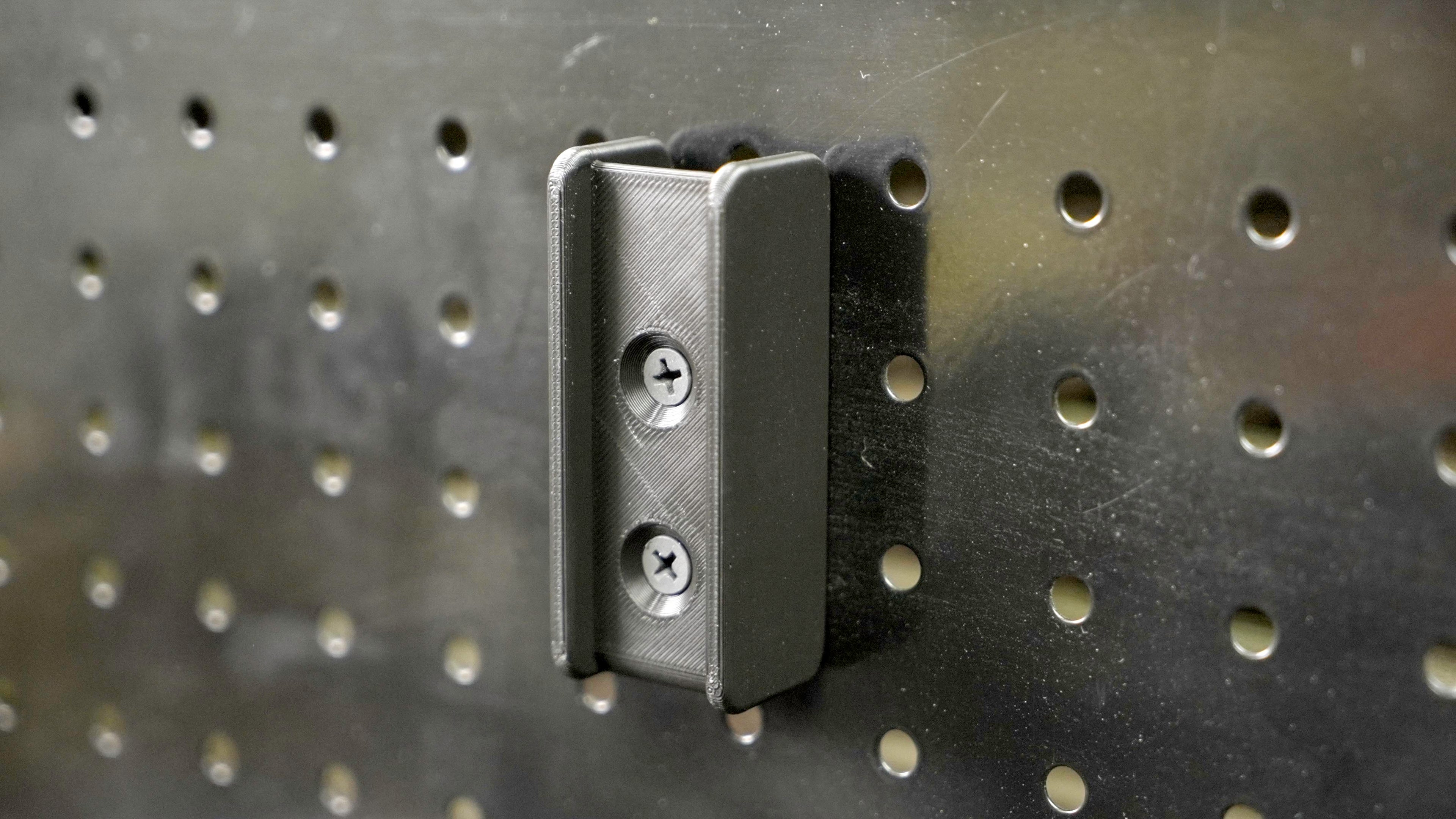 Pegboard Mounting Cleats (Standard 1/4″ Hole)